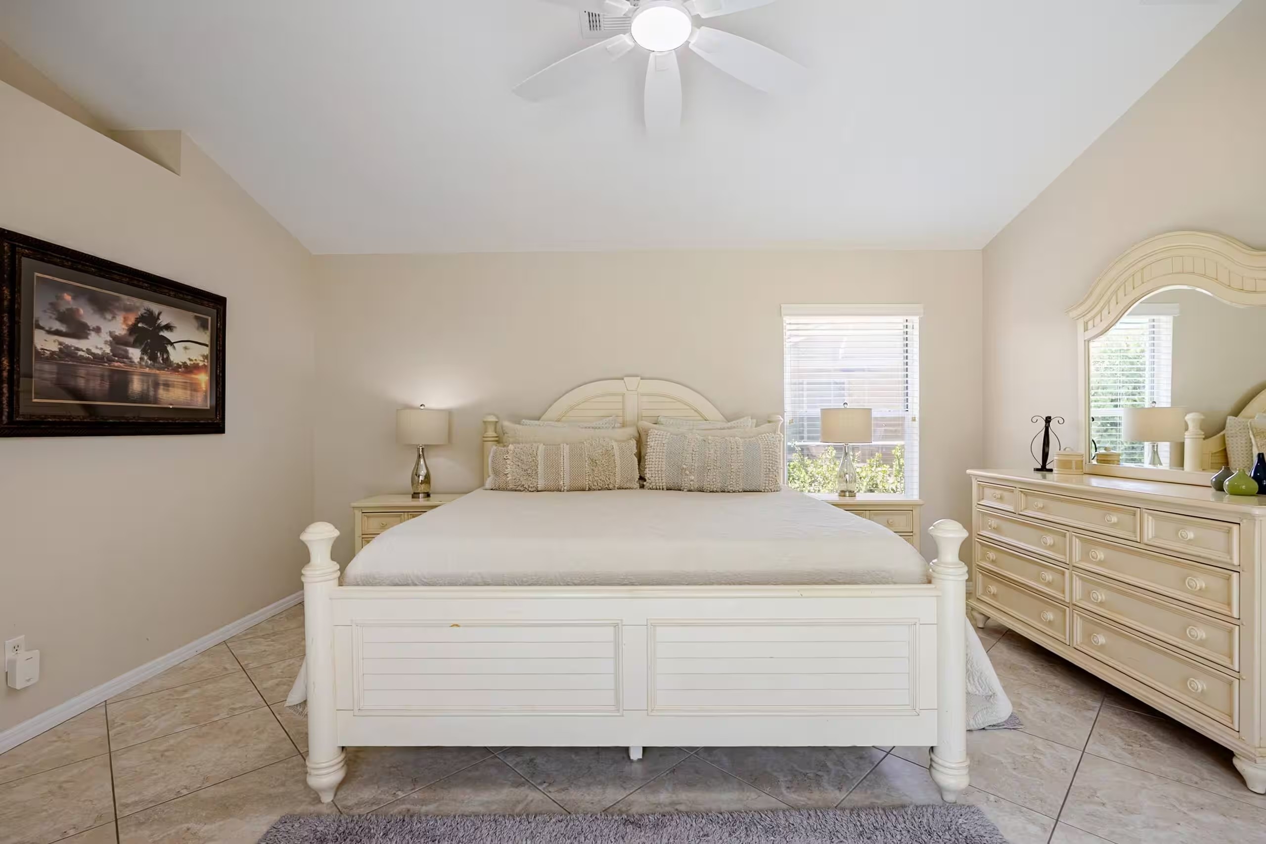 Master Bedroom photo 1